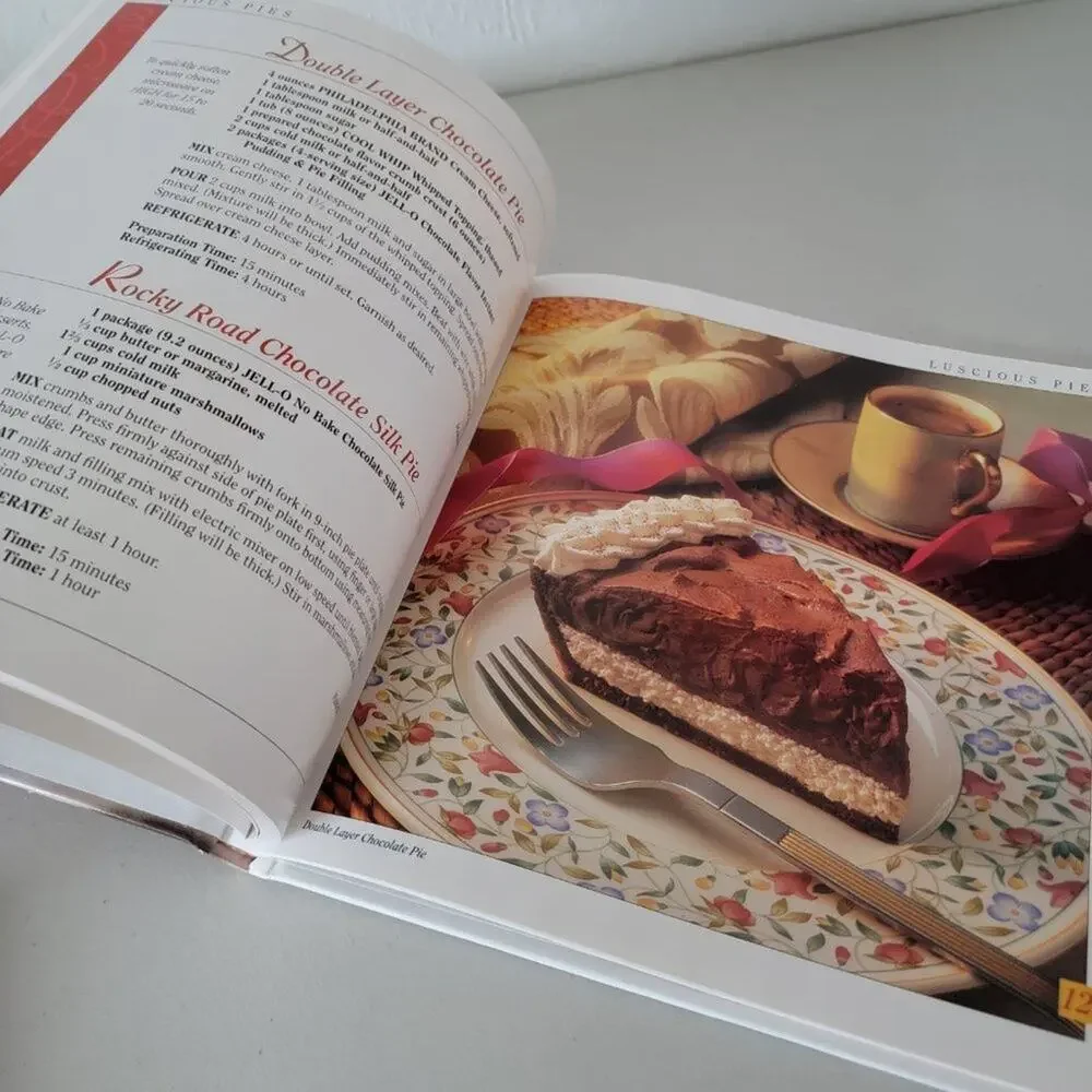 Jell-O Celebrating 100 Years Recipe Book 1997 Vintage Cookbook Hardcover Dessert